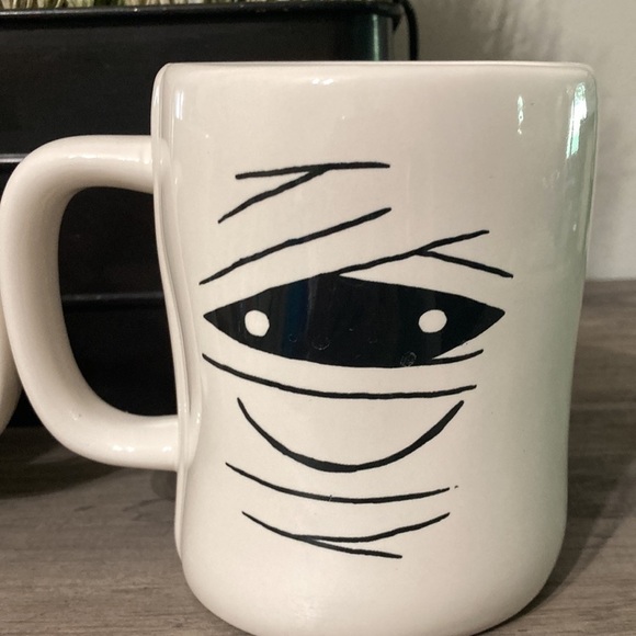 BRAND NEW!  RAE DUNN EEK! MUMMY DOUBLE-SIDED MUG - Picture 3 of 6